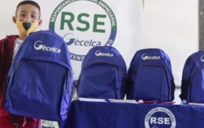 Gecelca entrega 1.450 útiles escolares a institución educativa de Mingueo
