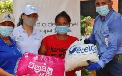 250 familias damnificadas por inundaciones en Ayapel reciben apoyo de Gecelca